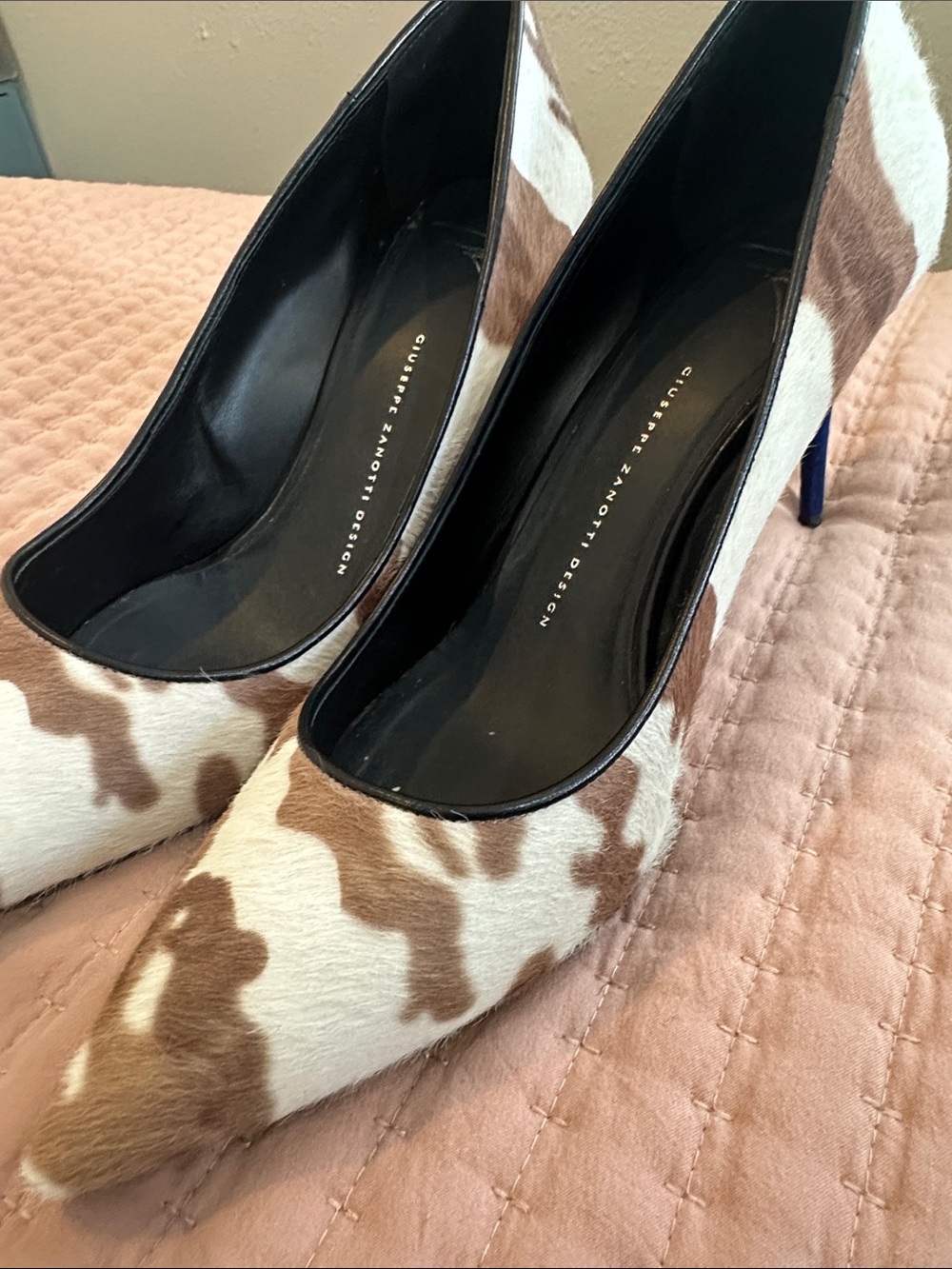 Giuseppe Zanotti Brown and White Cowhide Pointed Pumps with Blue Stiletto
